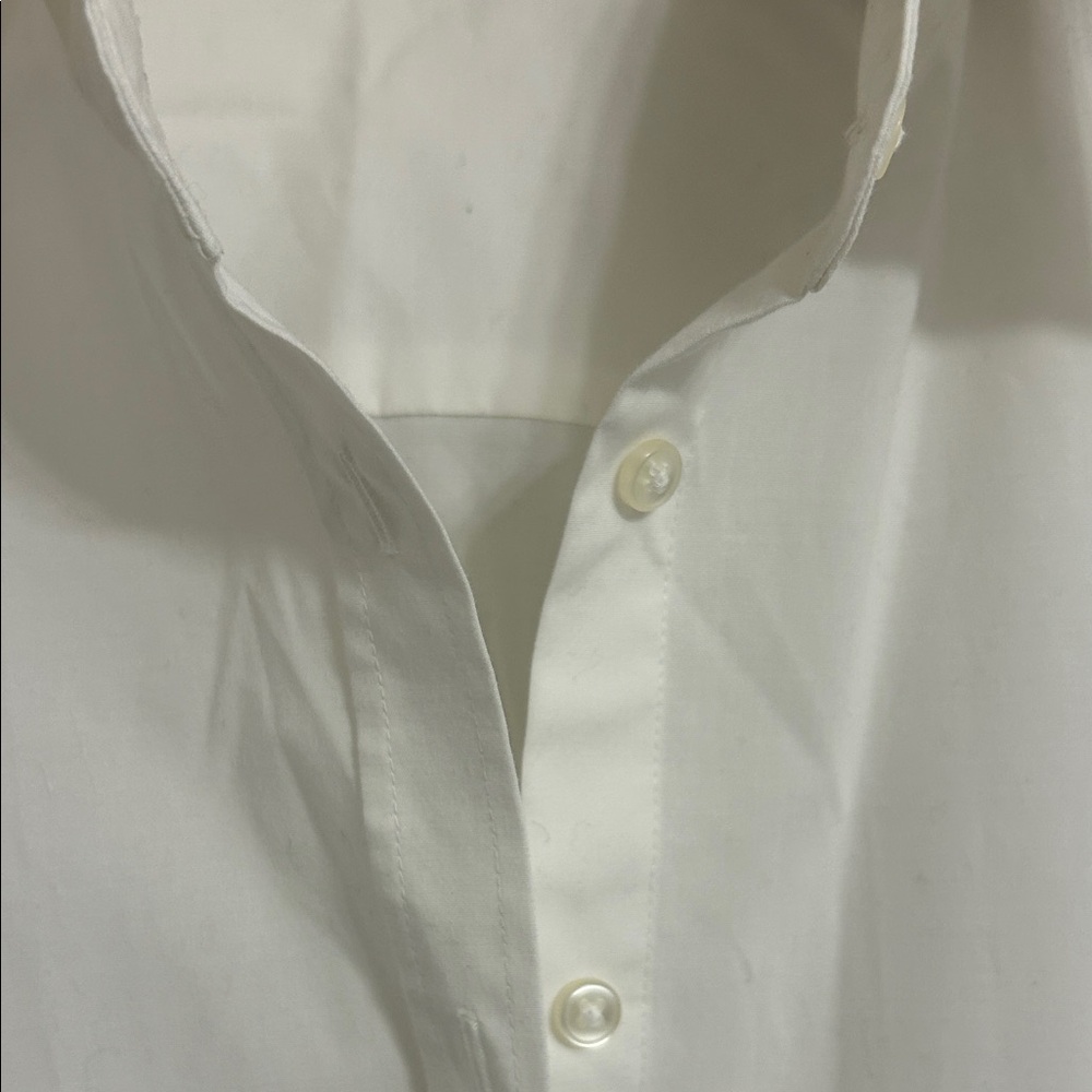 Uniqlo White Women's Button-Front Blouse - Picture 4 of 6